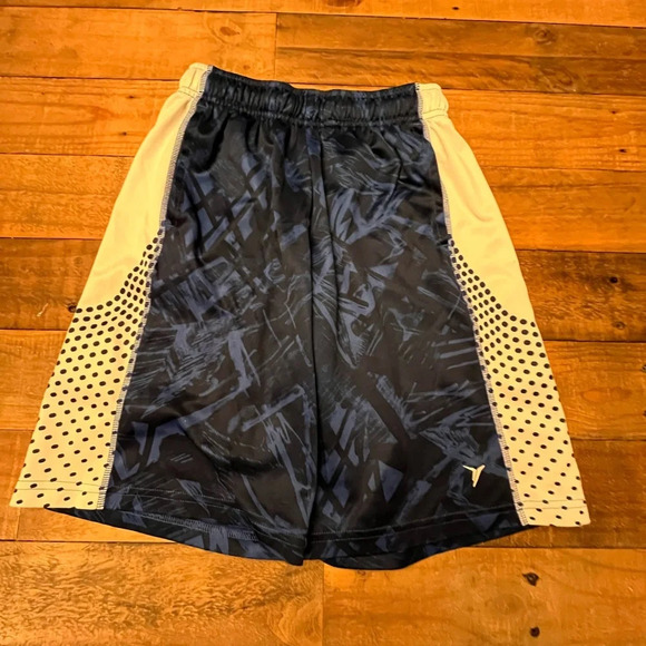 Set of Active Boy Shorts (Eight) - Picture 1 of 8